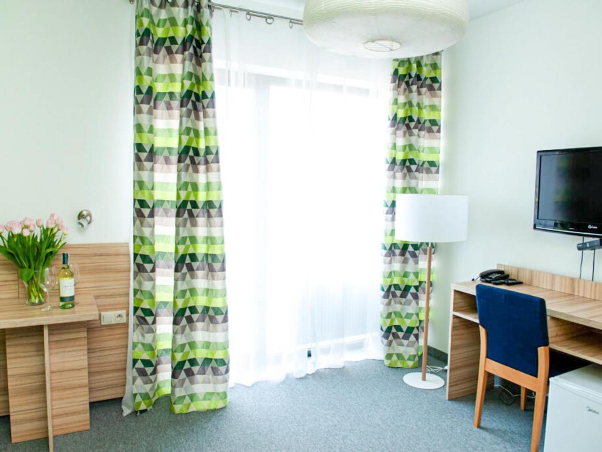 Gosciniec Ptasi Zaulek Bed & Breakfast Niechorze Dış mekan fotoğraf