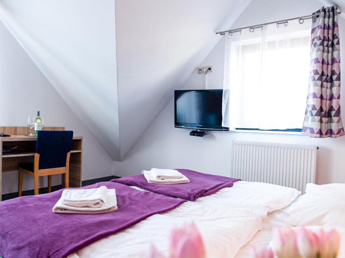Gosciniec Ptasi Zaulek Bed & Breakfast Niechorze Dış mekan fotoğraf