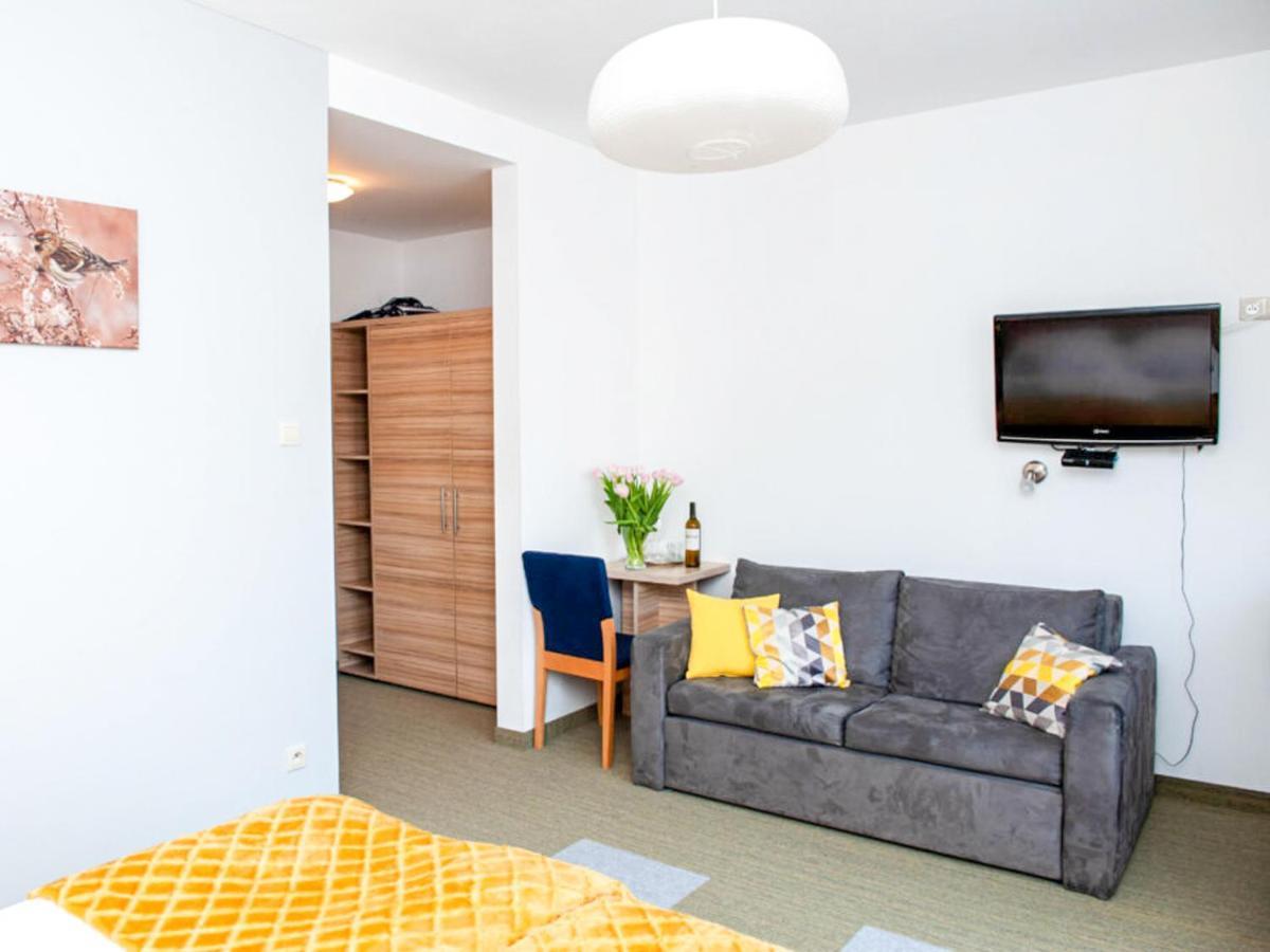 Gosciniec Ptasi Zaulek Bed & Breakfast Niechorze Dış mekan fotoğraf