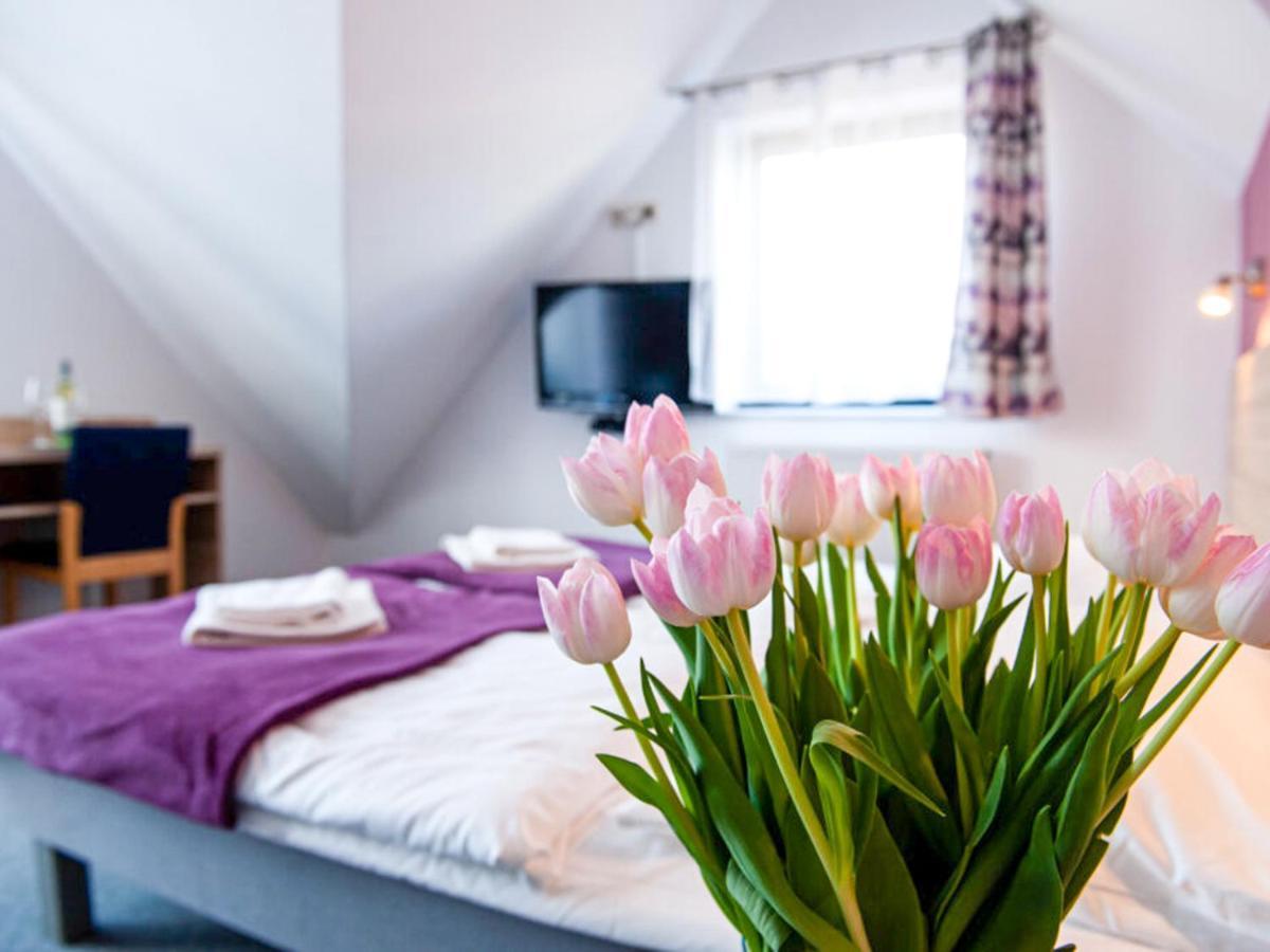 Gosciniec Ptasi Zaulek Bed & Breakfast Niechorze Dış mekan fotoğraf