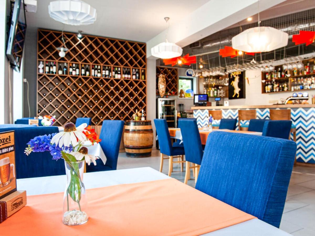 Gosciniec Ptasi Zaulek Bed & Breakfast Niechorze Dış mekan fotoğraf