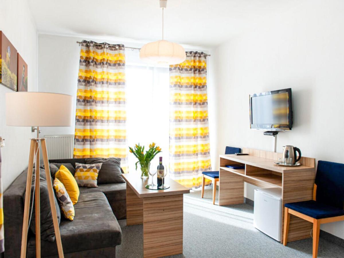 Gosciniec Ptasi Zaulek Bed & Breakfast Niechorze Dış mekan fotoğraf